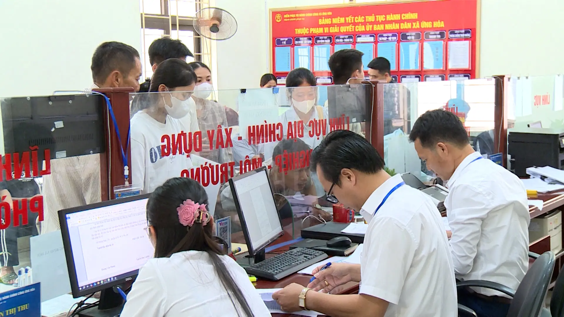 Làm hết việc chứ không phải làm hết giờ